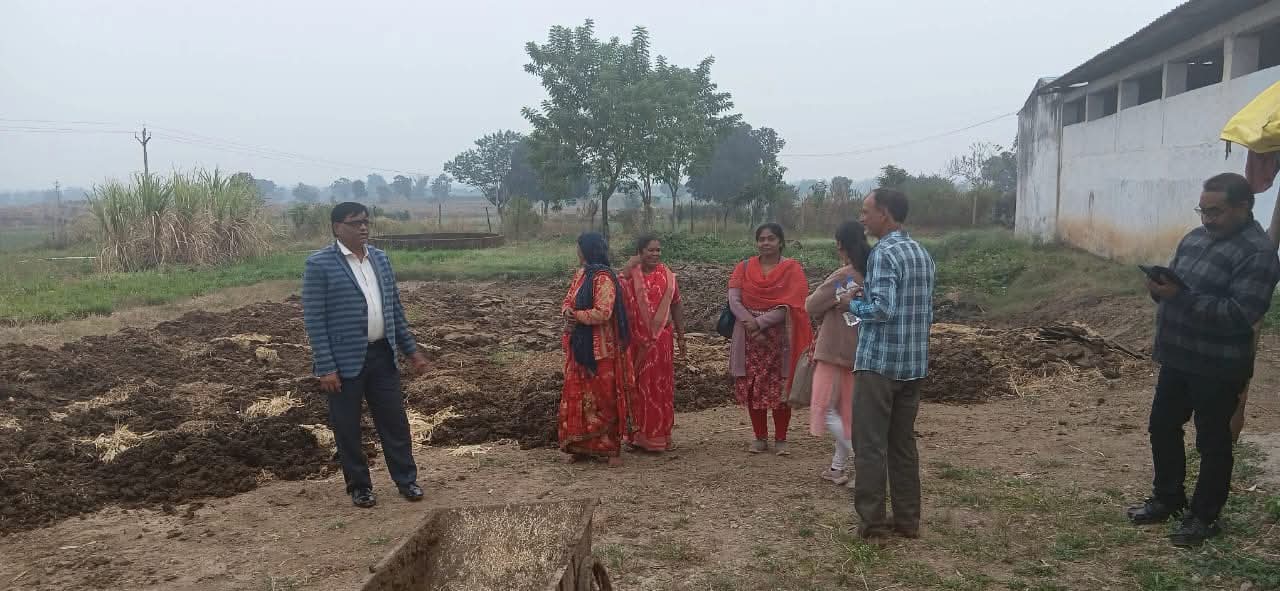 उप संचालक डॉ.पक्षवार ने किया पशु चिकित्सालय चौरई व समसवाड़ा का आकस्मिक निरीक्षण