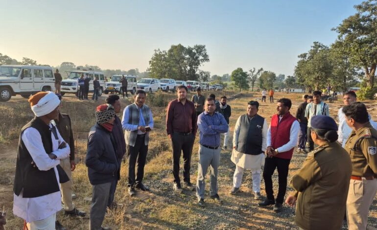 कलेक्टर ने हर्रई में किया विभिन्न शासकीय कार्यों का औचक निरीक्षण