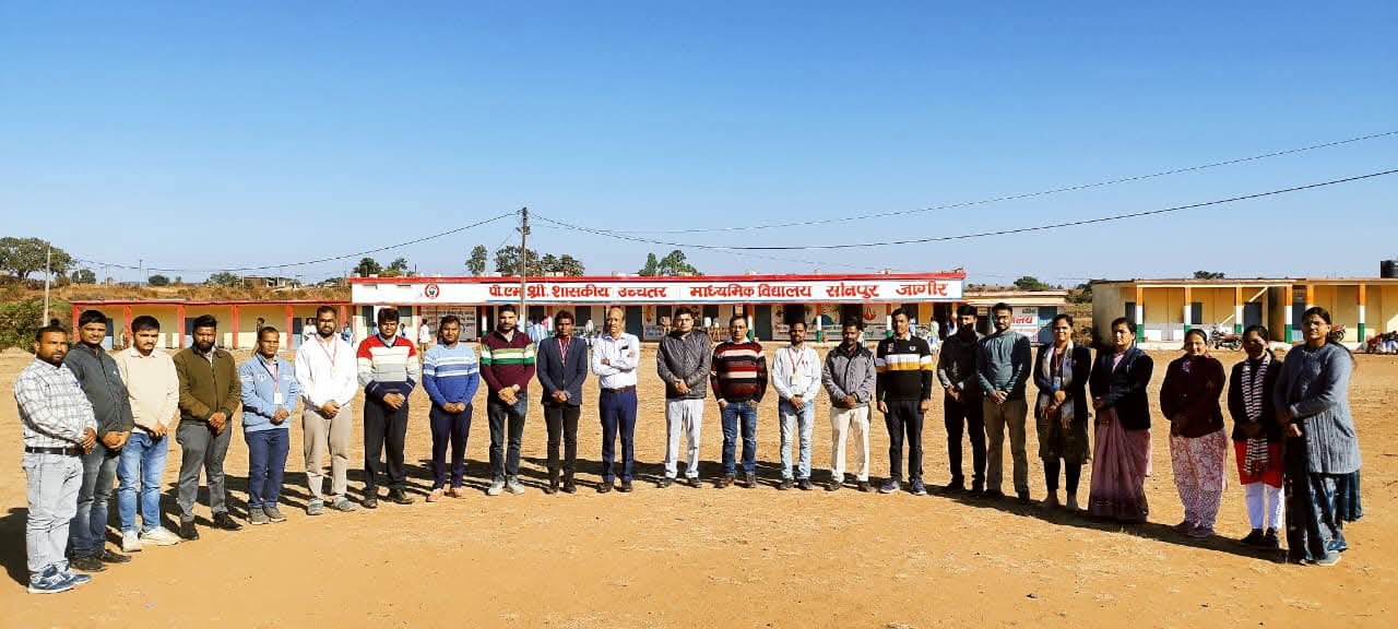 जिला शिक्षा अधिकारी ने किया अमरवाड़ा के विभिन्न विद्यालयों व छात्रावासों का आकस्मिक निरीक्षण