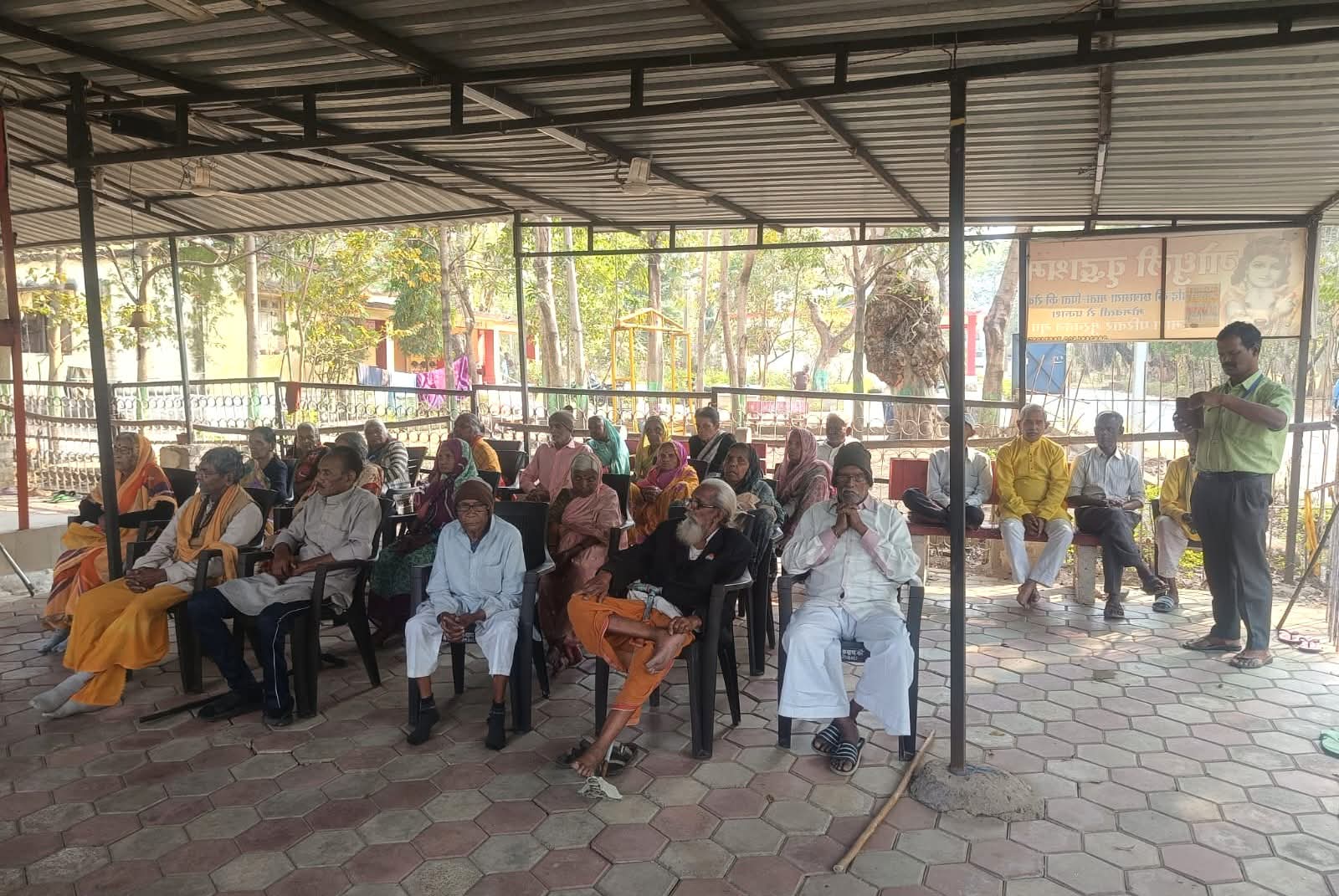 राज्य कार्ययोजना अंतर्गत वरिष्ठ नागरिकों हेतु डिजिटल एवं वित्तीय साक्षरता कार्यक्रम का आयोजन