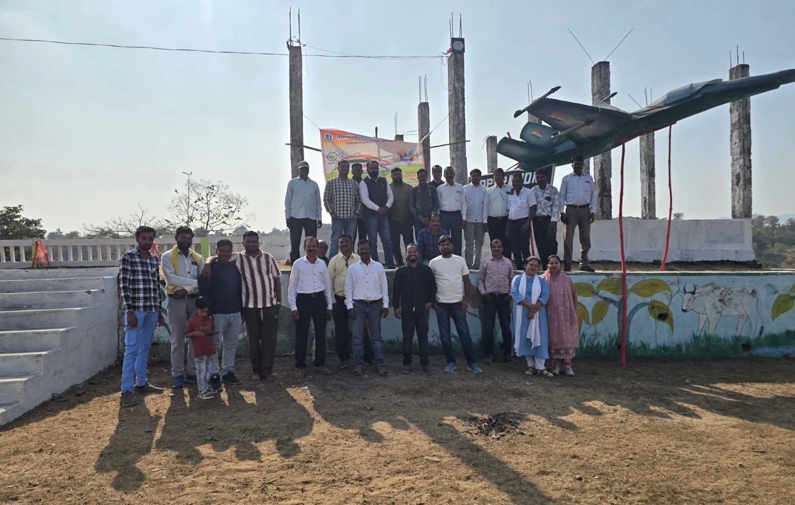 महादेव मेले में आकर्षण का केंद्र बना ‘ऑपरेशन सिंदूर’ का सेल्फी प्वाइंट और ग्रामीण कुटिया