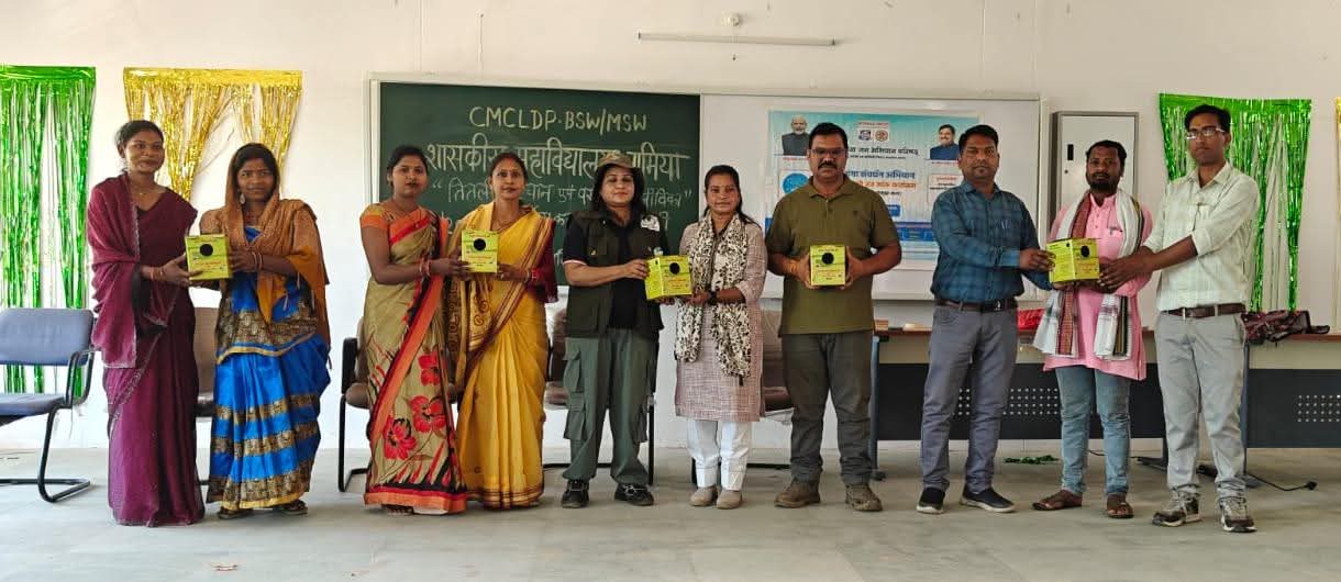 पक्षियों के संरक्षण के लिए छात्रों ने सीखा घोंसले निर्माण की कलापक्षियों के लिये पानी उपलब्ध कराने का लिया संकल्प